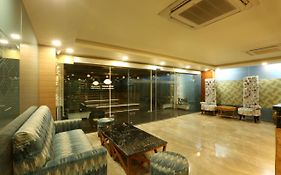 Omega Hotel Gurgaon 4*